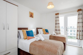 Impeccable 2-Bed Apartment in Romford